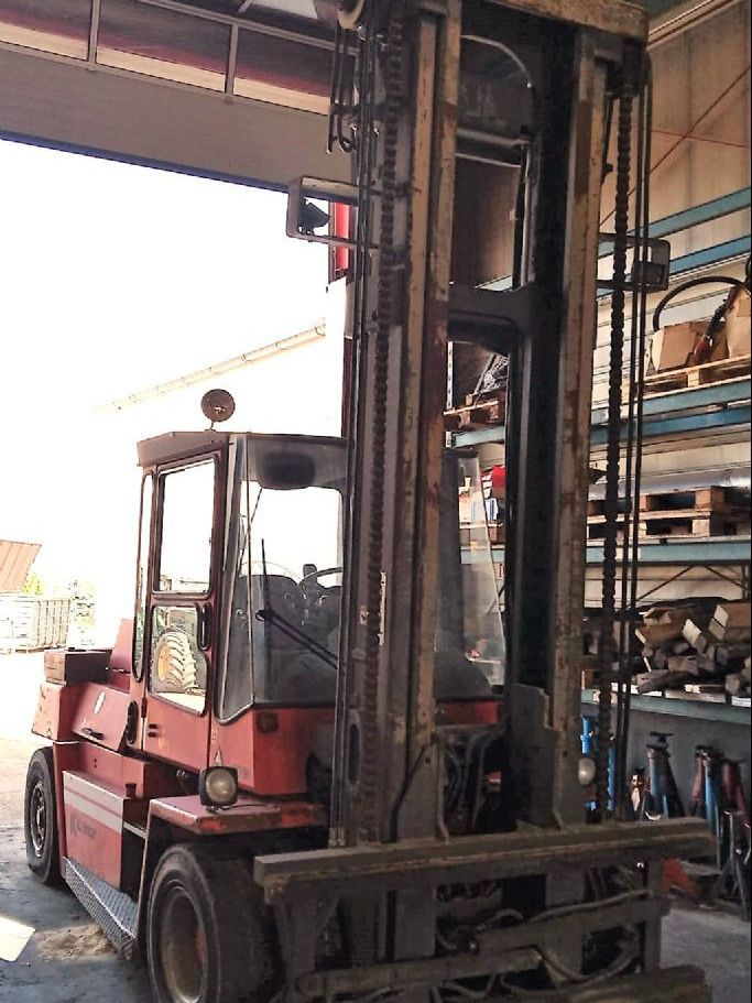 Kalmar DCD90-6L - Dieseltruck: bilde 2 Kalmar DCD90-6L - Dieseltruck: bilde 2