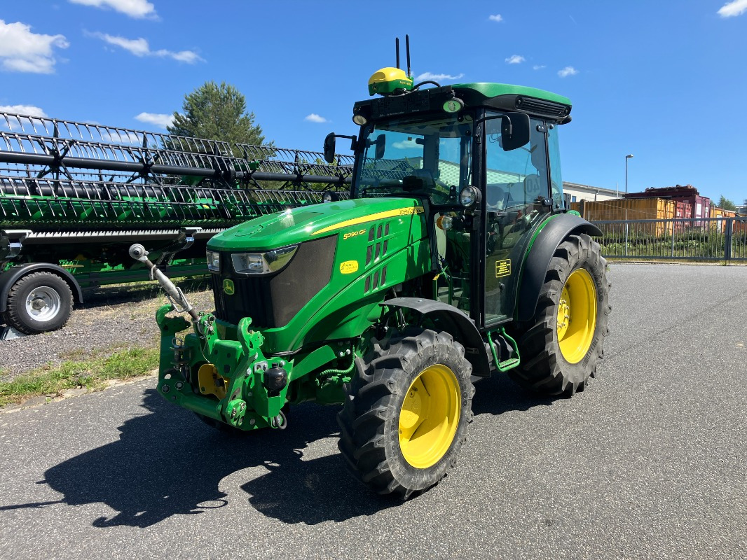 John Deere 5090GF mit RTK- Lenksystem/ FKH/FZW - Traktor: bilde 1 John Deere 5090GF mit RTK- Lenksystem/ FKH/FZW - Traktor: bilde 1