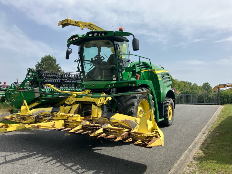 John Deere 8300i mit Kemper 360 und PickUp - Tresker: bilde 1 John Deere 8300i mit Kemper 360 und PickUp - Tresker: bilde 1