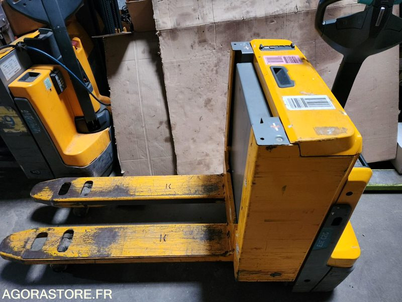 2 TRANSPALETTES ELECTRIQUE A LEVEE INITIALE 24V 150Ah CHARGEUR EMBARQUE DE 2019 - Lavtløftende truck: bilde 2 2 TRANSPALETTES ELECTRIQUE A LEVEE INITIALE 24V 150Ah CHARGEUR EMBARQUE DE 2019 - Lavtløftende truck: bilde 2