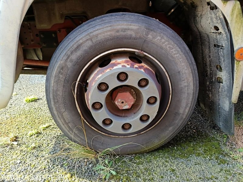 2429-XW-17 Iveco ML 120E - Kassebil: bilde 4 2429-XW-17 Iveco ML 120E - Kassebil: bilde 4