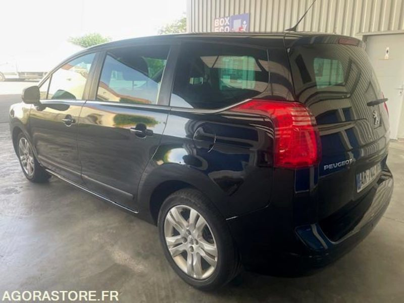 5008 PREMIUM 1.6 HDI 110cv 5 PLACES. 05/2010 . 255500 km - Personenbil: bilde 2 5008 PREMIUM 1.6 HDI 110cv 5 PLACES. 05/2010 . 255500 km - Personenbil: bilde 2
