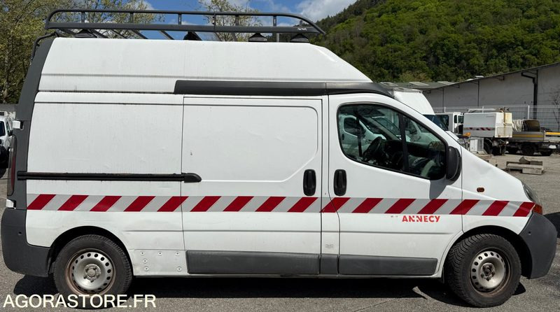 7226YJ74 - RENAULT TRAFIC - Kassebil: bilde 5 7226YJ74 - RENAULT TRAFIC - Kassebil: bilde 5
