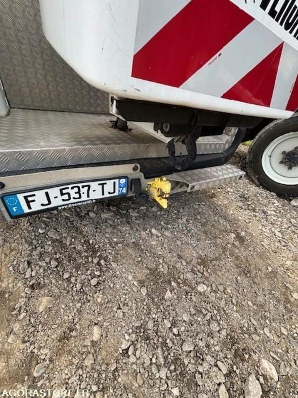 FOURGON NACELLE RENAULT MASTER ET NACELLE VERSALIFT 11.3 M 2019 110329 KM - Annet utstyr: bilde 4 FOURGON NACELLE RENAULT MASTER ET NACELLE VERSALIFT 11.3 M 2019 110329 KM - Annet utstyr: bilde 4