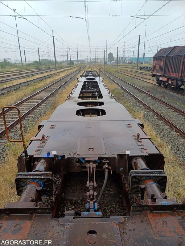 Wagon plat intermodal type Sggnss – modèle 6432B0-4, 72 pieds - 2003 (ref 1231) - Annet utstyr: bilde 2 Wagon plat intermodal type Sggnss – modèle 6432B0-4, 72 pieds - 2003 (ref 1231) - Annet utstyr: bilde 2