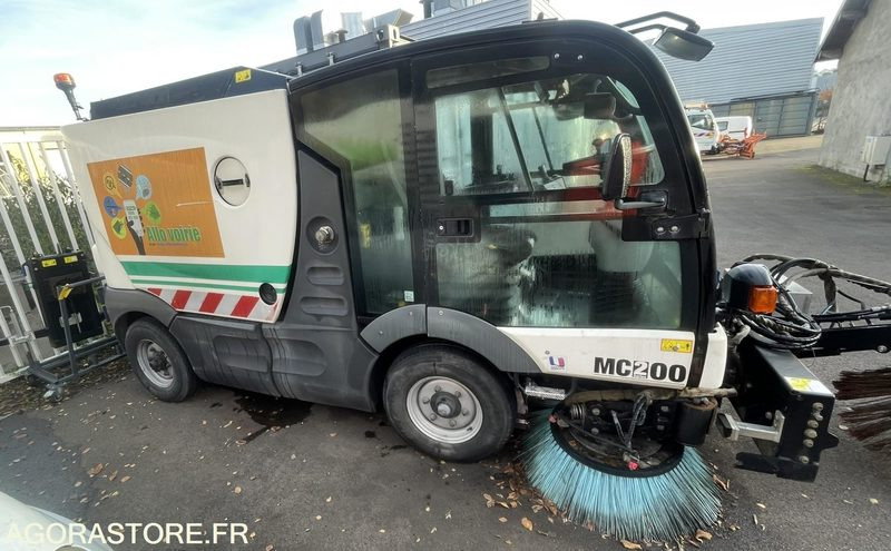 BALAYEUSE MATHIEU AZURA DE 2013 - Feiebil: bilde 2 BALAYEUSE MATHIEU AZURA DE 2013 - Feiebil: bilde 2