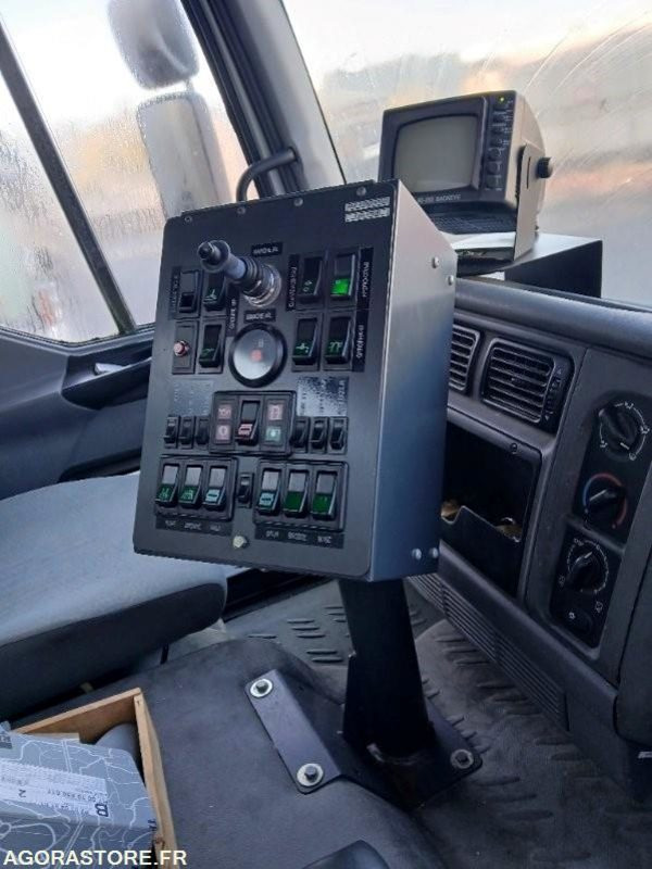 BALAYEUSE RENAULT MIDLUM 220 DCI - Feiebil: bilde 2 BALAYEUSE RENAULT MIDLUM 220 DCI - Feiebil: bilde 2