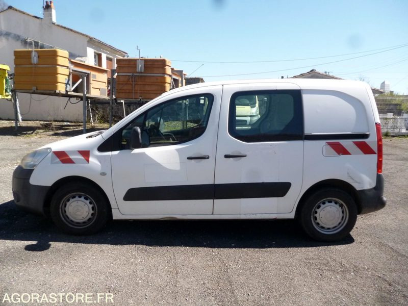 BERLINGO 1.6HDI 3 PLACES - Små varebil: bilde 2 BERLINGO 1.6HDI 3 PLACES - Små varebil: bilde 2