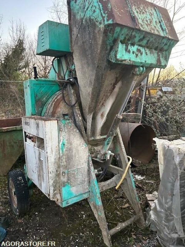 BETONNIERE IMER AVEC CHARGEUR 400 LITRES - Betongblander: bilde 1 BETONNIERE IMER AVEC CHARGEUR 400 LITRES - Betongblander: bilde 1