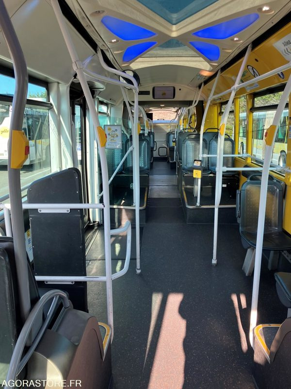 BUS HEULIEZ AG816LZ 372 - Leddbuss: bilde 3 BUS HEULIEZ AG816LZ 372 - Leddbuss: bilde 3