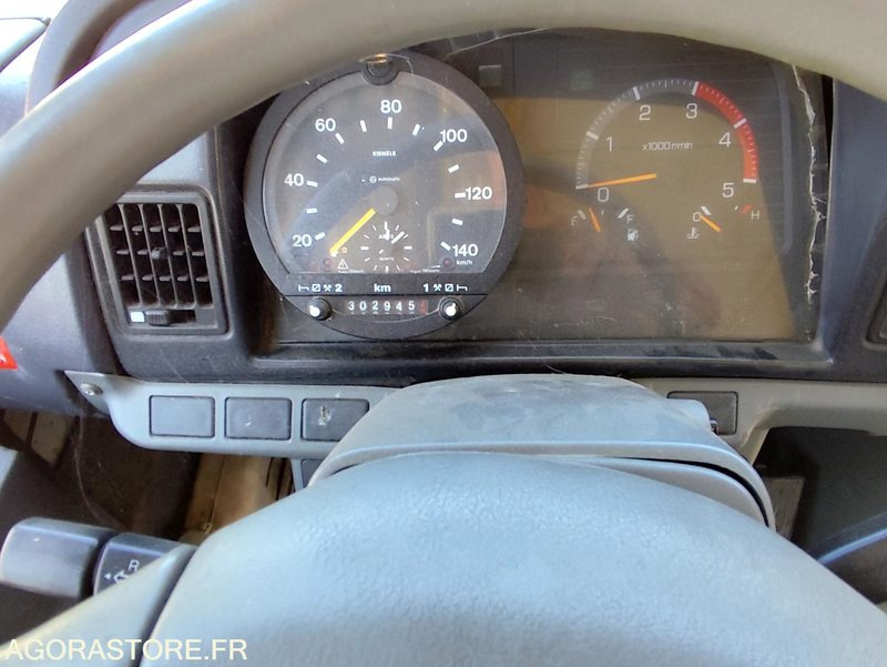 BUS TEMSA SAMBA 302945 kms 2002 EURO 2 - Skolebuss: bilde 5 BUS TEMSA SAMBA 302945 kms 2002 EURO 2 - Skolebuss: bilde 5