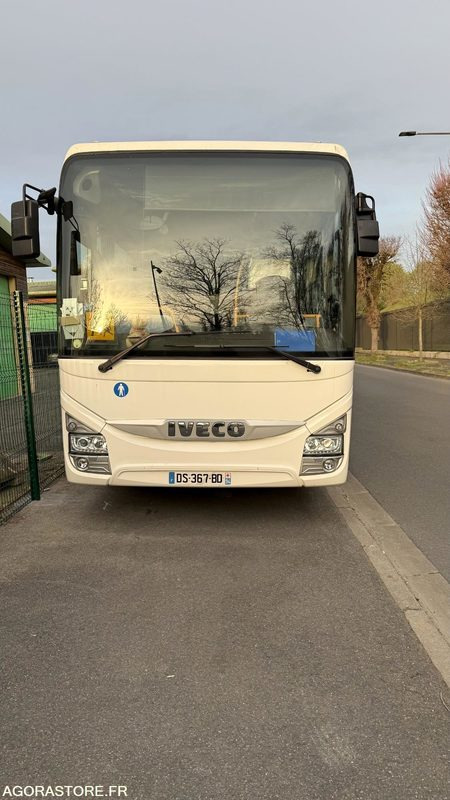 IVECO CROSSWAY CAR SCOLAIRE - 103 000 km - 2015 - Buss: bilde 1 IVECO CROSSWAY CAR SCOLAIRE - 103 000 km - 2015 - Buss: bilde 1
