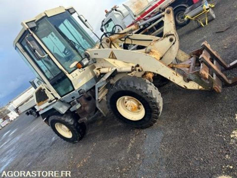 CHARGEUSE - LIEBHERR - L506Z - 2003 - 12500H - Laster: bilde 1 CHARGEUSE - LIEBHERR - L506Z - 2003 - 12500H - Laster: bilde 1