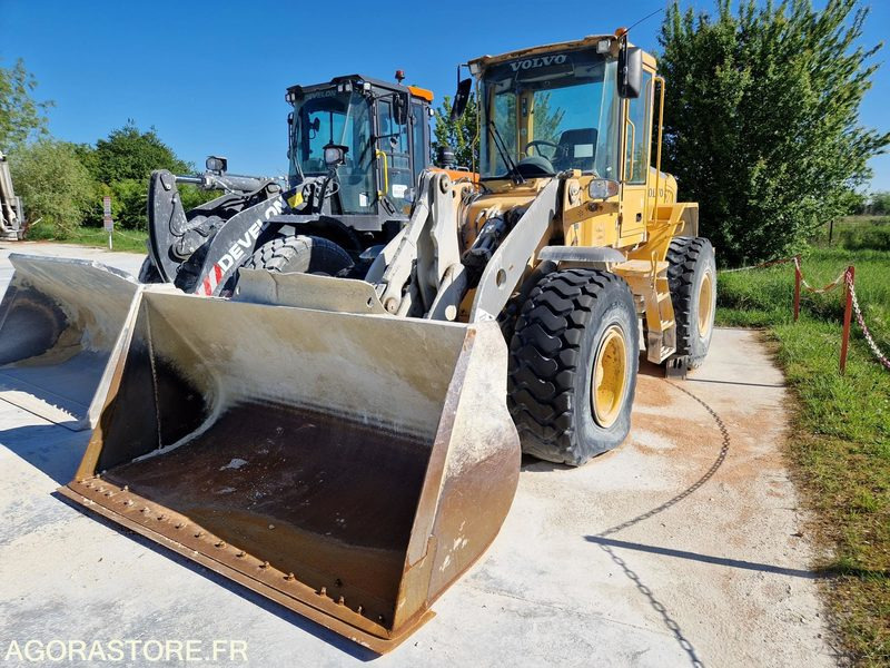 CHARGEUSE VOLVO L60E - 2005 / 6 670 HEURES - Laster: bilde 1 CHARGEUSE VOLVO L60E - 2005 / 6 670 HEURES - Laster: bilde 1