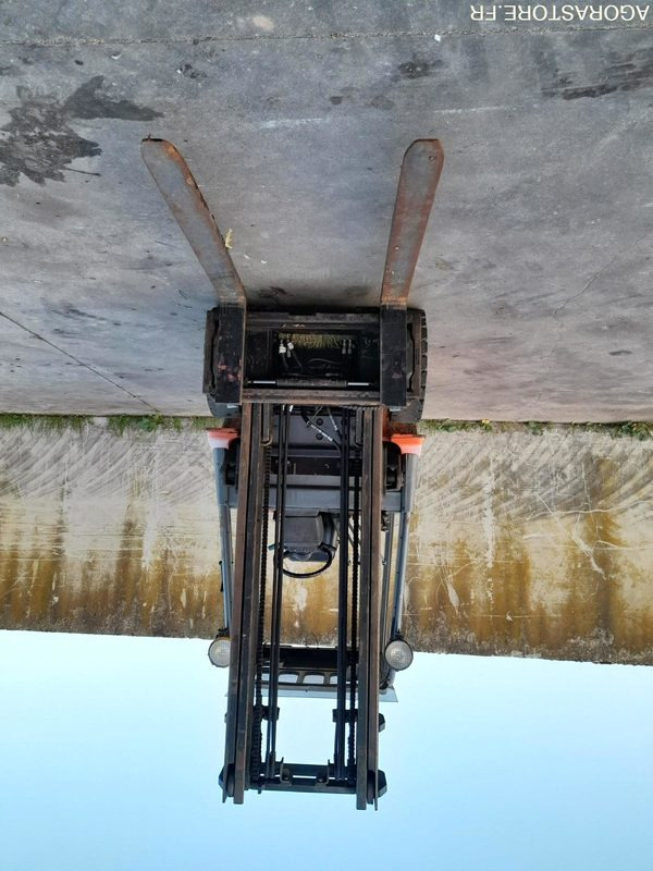 CHARIOT ELEVATEUR TOYOTA 627FDF25 - 2000 - Dieseltruck: bilde 3 CHARIOT ELEVATEUR TOYOTA 627FDF25 - 2000 - Dieseltruck: bilde 3