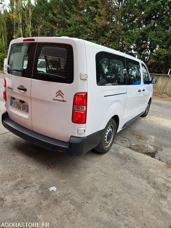 CITROEN JUMPY SPACE TOURER 9 places 240051 kms ANNÉE 2019 - Minibuss, Persontransport: bilde 3 CITROEN JUMPY SPACE TOURER 9 places 240051 kms ANNÉE 2019 - Minibuss, Persontransport: bilde 3