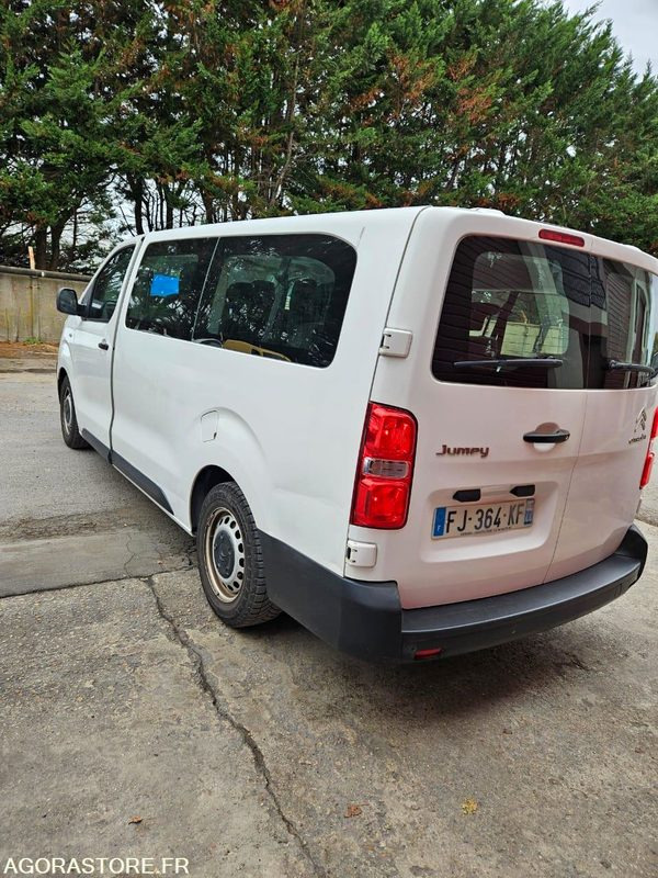 CITROEN JUMPY SPACE TOURER 9 places 240051 kms ANNÉE 2019 - Minibuss, Persontransport: bilde 4 CITROEN JUMPY SPACE TOURER 9 places 240051 kms ANNÉE 2019 - Minibuss, Persontransport: bilde 4