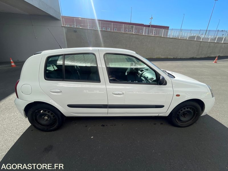CLIO GPL 1.2 288AJD93 - Personenbil: bilde 4 CLIO GPL 1.2 288AJD93 - Personenbil: bilde 4