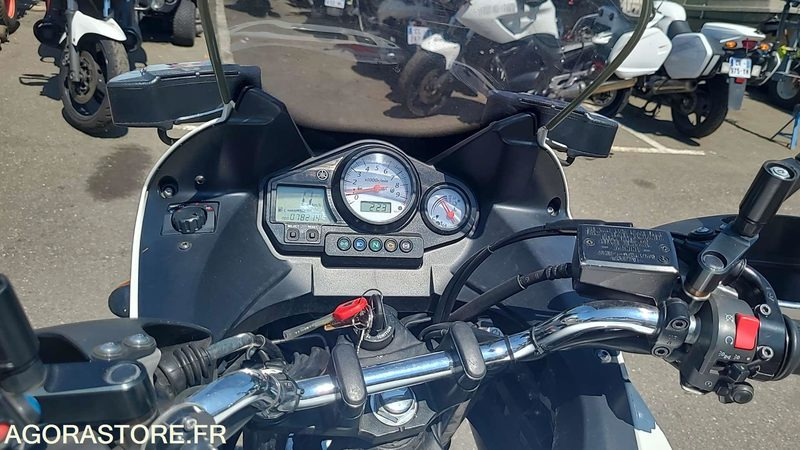 CV 632 MQ - YAMAHA TDM 900 - 2013 - 78214KM - Motorsykkel: bilde 4 CV 632 MQ - YAMAHA TDM 900 - 2013 - 78214KM - Motorsykkel: bilde 4