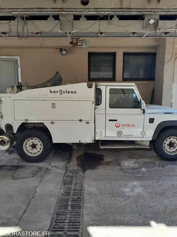 Camion hydrocureur LAND ROVER Defender - 2014 / 142 462 KM - Pickup: bilde 1 Camion hydrocureur LAND ROVER Defender - 2014 / 142 462 KM - Pickup: bilde 1