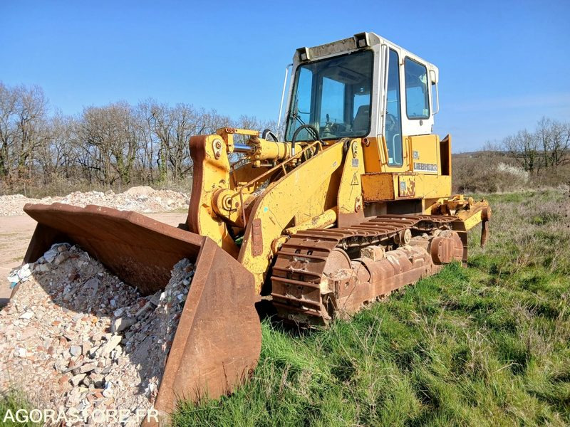 Chargeuse LIEBHERR 2001 - Laster: bilde 1 Chargeuse LIEBHERR 2001 - Laster: bilde 1