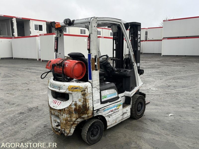 Chariot élévateur NISSAN GAZ 1.5T type P1D1A15LQ - Gasstruck: bilde 4 Chariot élévateur NISSAN GAZ 1.5T type P1D1A15LQ - Gasstruck: bilde 4
