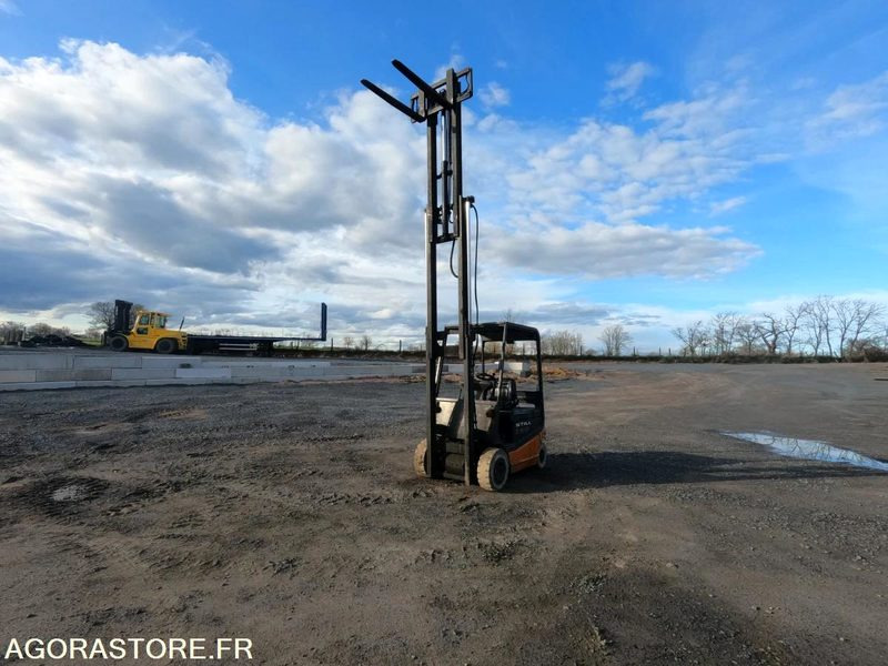 Chariot frontal Still R60-25 - El-truck: bilde 1 Chariot frontal Still R60-25 - El-truck: bilde 1