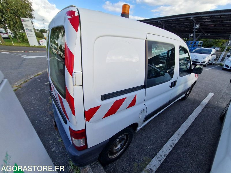 Citroën Berlingo-2008 -143148- 236AMF29 - Små varebil: bilde 3 Citroën Berlingo-2008 -143148- 236AMF29 - Små varebil: bilde 3