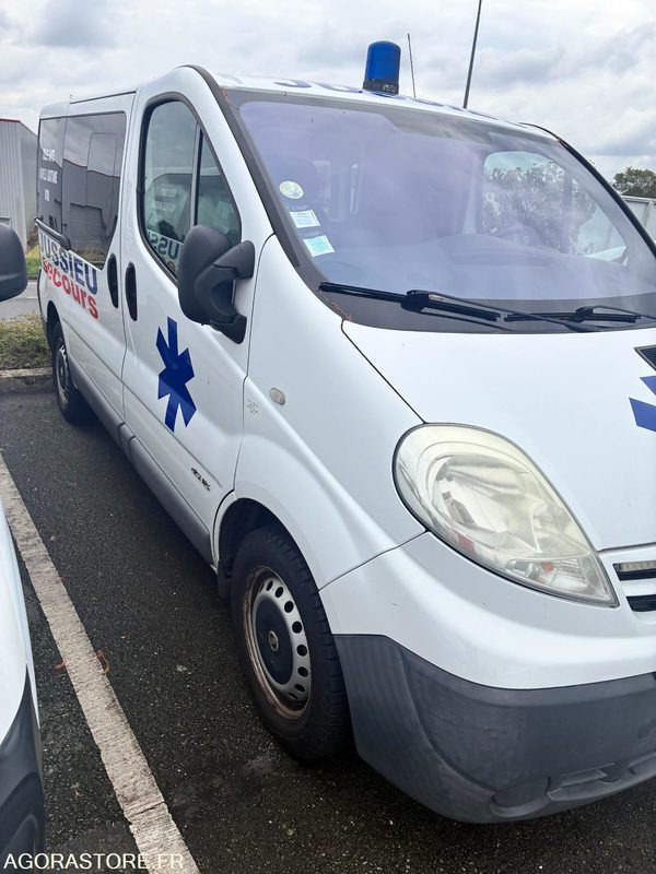 DE-899-NB - Roulant - NISSAN PRIMASTAR - VASP - CG KS - 179 000 Kms - Ambulanse: bilde 2 DE-899-NB - Roulant - NISSAN PRIMASTAR - VASP - CG KS - 179 000 Kms - Ambulanse: bilde 2