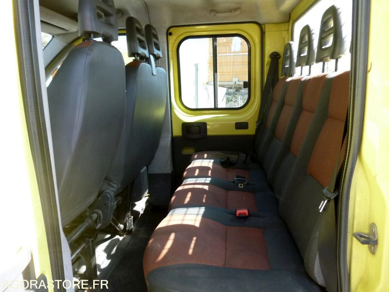DUCATO 2.3 JTD 120 BBDC 7 PLACES - Varebil med plan, Varebil med dobbelt førerhus: bilde 5 DUCATO 2.3 JTD 120 BBDC 7 PLACES - Varebil med plan, Varebil med dobbelt førerhus: bilde 5