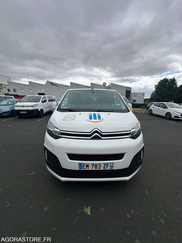 EM-783-ZF - Roulant - Citroën JUMPY SPACE TOURER - PV- 9 PLACES - 261 240 Kms - Minibuss, Persontransport: bilde 3 EM-783-ZF - Roulant - Citroën JUMPY SPACE TOURER - PV- 9 PLACES - 261 240 Kms - Minibuss, Persontransport: bilde 3