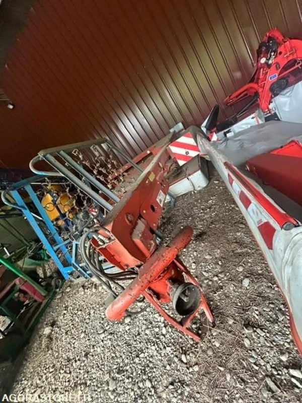 FAUCHEUSE TRAINEE KUHN FC300G 1995 AVEC CONDITIONNEUR - Slåmaskin: bilde 3 FAUCHEUSE TRAINEE KUHN FC300G 1995 AVEC CONDITIONNEUR - Slåmaskin: bilde 3