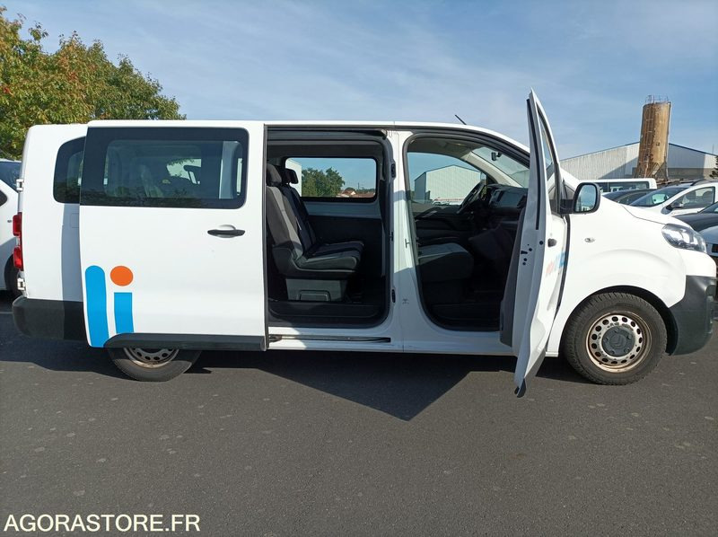 FG-949-DE - Roulant - CITROEN JUMPY SPACE TOURER - VP - 202 843 Kms - Minibuss, Persontransport: bilde 4 FG-949-DE - Roulant - CITROEN JUMPY SPACE TOURER - VP - 202 843 Kms - Minibuss, Persontransport: bilde 4