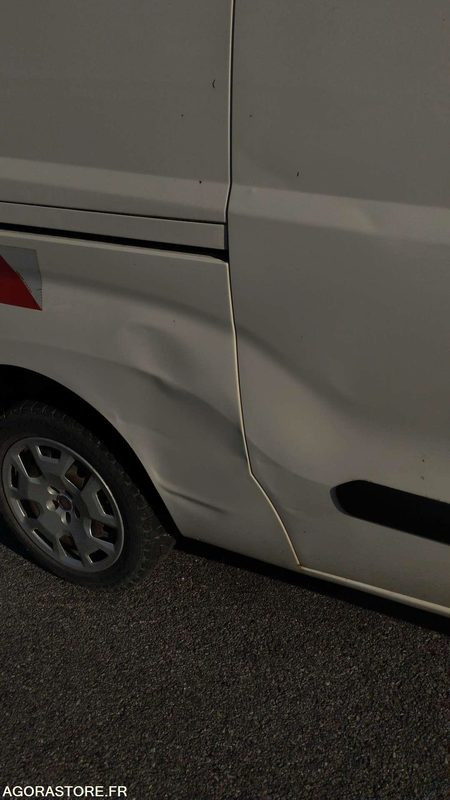 FIAT DOBLO CARGO MAXI - 2017 - 133644KM - EN008HN - Små varebil: bilde 4 FIAT DOBLO CARGO MAXI - 2017 - 133644KM - EN008HN - Små varebil: bilde 4