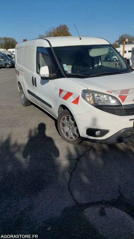 FIAT DOBLO CARGO MAXI - 2017 - 133644KM - EN008HN - Små varebil: bilde 1 FIAT DOBLO CARGO MAXI - 2017 - 133644KM - EN008HN - Små varebil: bilde 1