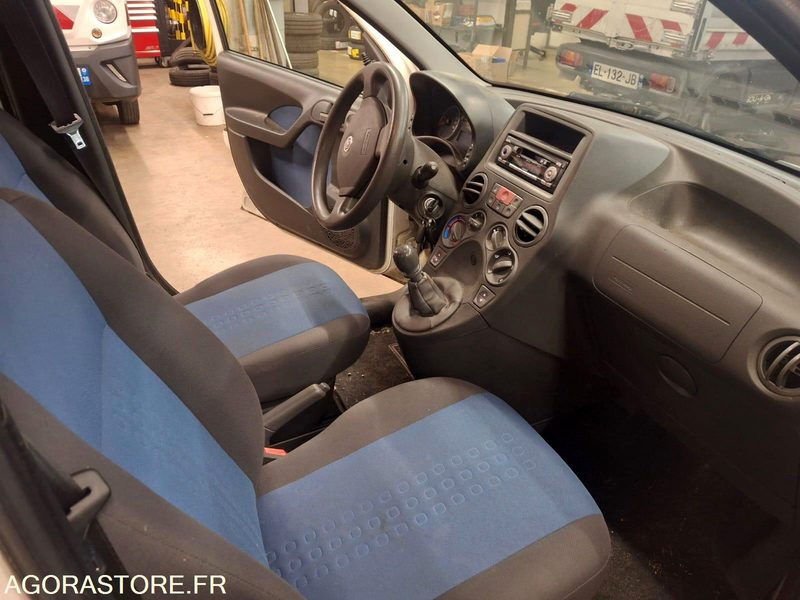FIAT PANDA BI CARBURATION - Personenbil: bilde 5 FIAT PANDA BI CARBURATION - Personenbil: bilde 5