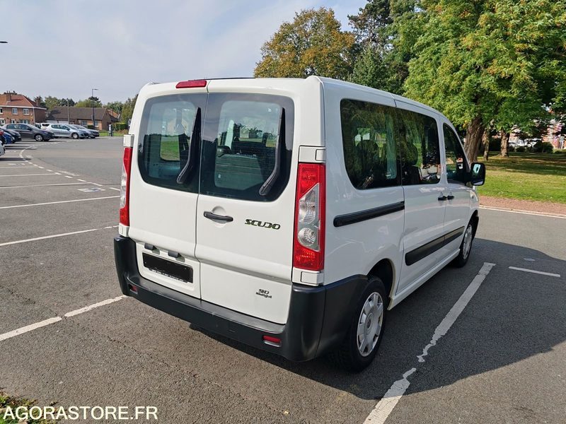FIAT SCUDO COMBI 9 PLACES CLIM - Personenbil: bilde 3 FIAT SCUDO COMBI 9 PLACES CLIM - Personenbil: bilde 3