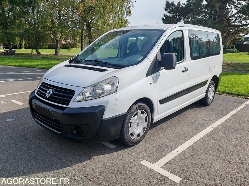 FIAT SCUDO COMBI 9 PLACES CLIM - Personenbil: bilde 2 FIAT SCUDO COMBI 9 PLACES CLIM - Personenbil: bilde 2