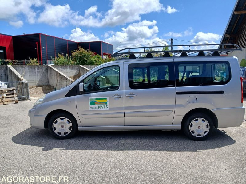 FIAT SCUDO PANORAMA - 9 places - Minibuss, Persontransport: bilde 1 FIAT SCUDO PANORAMA - 9 places - Minibuss, Persontransport: bilde 1