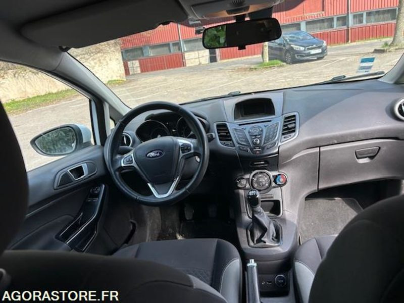 FORD FIESTA - ED-516-SC - Diesel 1.5 l - 183 000 KM - 2016 - Personenbil: bilde 5 FORD FIESTA - ED-516-SC - Diesel 1.5 l - 183 000 KM - 2016 - Personenbil: bilde 5