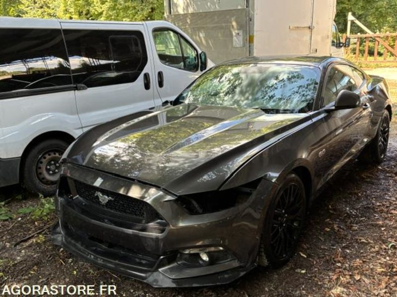 FORD MUSTANG FASTBACK 5.0 V8 - Coupé: bilde 1 FORD MUSTANG FASTBACK 5.0 V8 - Coupé: bilde 1