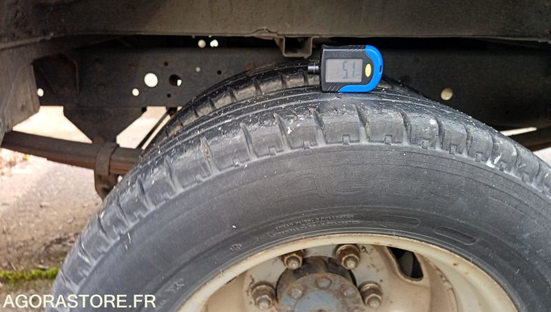 Fourgon Iveco - 2008 - 218304kms - AX499FS - Kassebil: bilde 3 Fourgon Iveco - 2008 - 218304kms - AX499FS - Kassebil: bilde 3