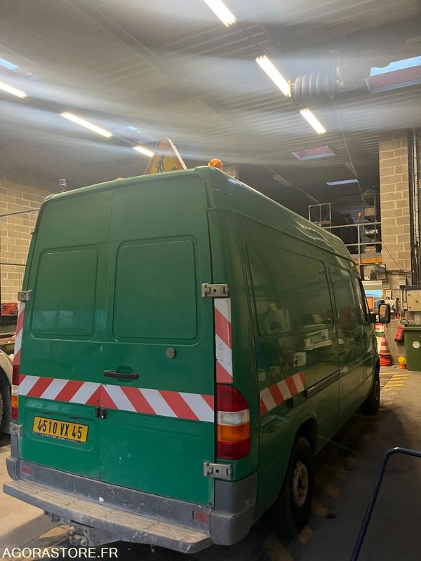 Fourgon Mercedes - 1995 - 222314kms - 4510VX45 - Kassebil: bilde 2 Fourgon Mercedes - 1995 - 222314kms - 4510VX45 - Kassebil: bilde 2