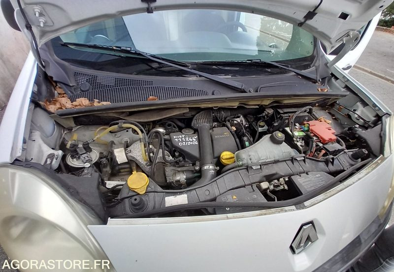 Fourgonnette frigorifique - RENAULT CN607VC - Små varebil: bilde 2 Fourgonnette frigorifique - RENAULT CN607VC - Små varebil: bilde 2