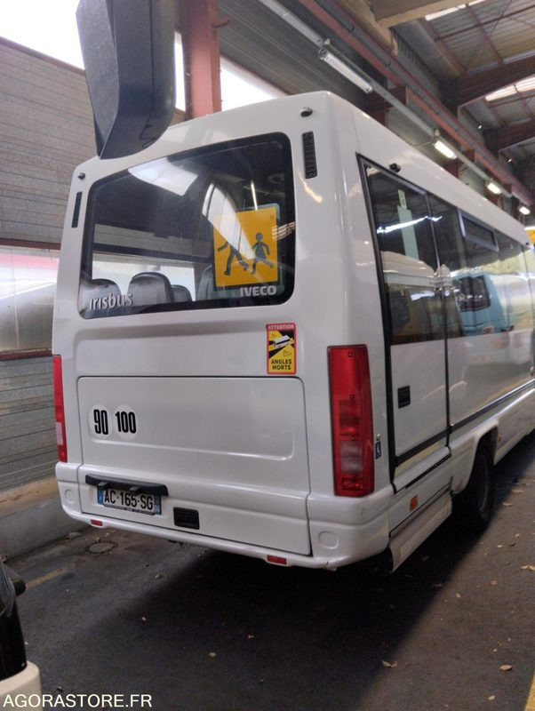IVECO BUS DAILY N°092045 - Minibuss, Persontransport: bilde 3 IVECO BUS DAILY N°092045 - Minibuss, Persontransport: bilde 3