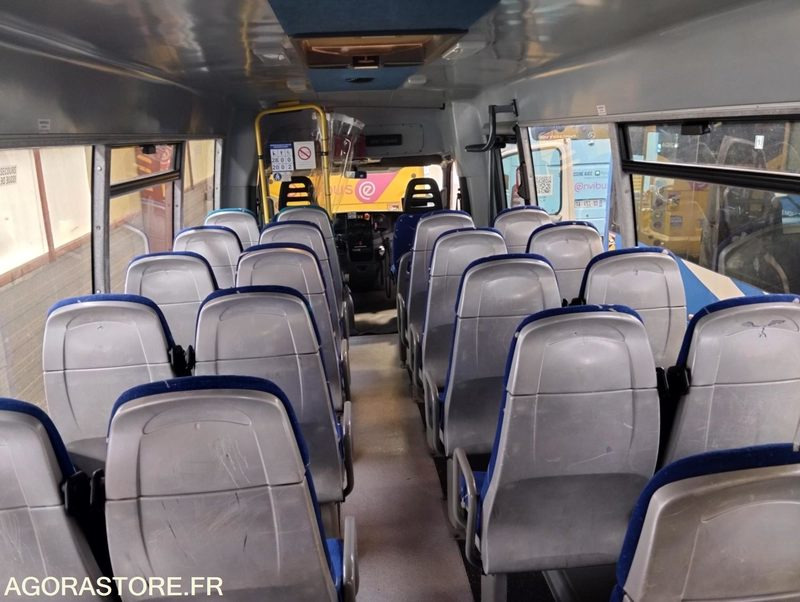 IVECO BUS DAILY N°092045 - Minibuss, Persontransport: bilde 4 IVECO BUS DAILY N°092045 - Minibuss, Persontransport: bilde 4