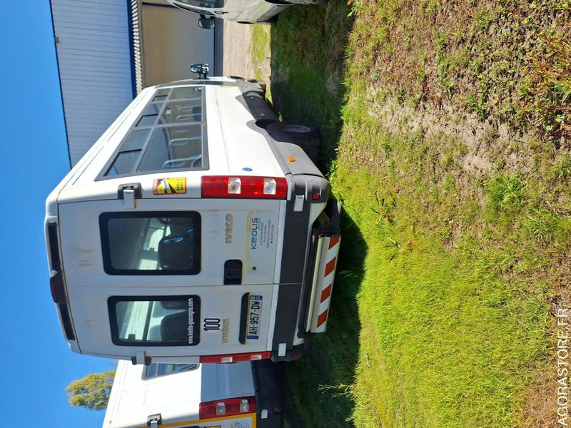 IVECO BUS DAILY N°092063 - Minibuss, Persontransport: bilde 3 IVECO BUS DAILY N°092063 - Minibuss, Persontransport: bilde 3