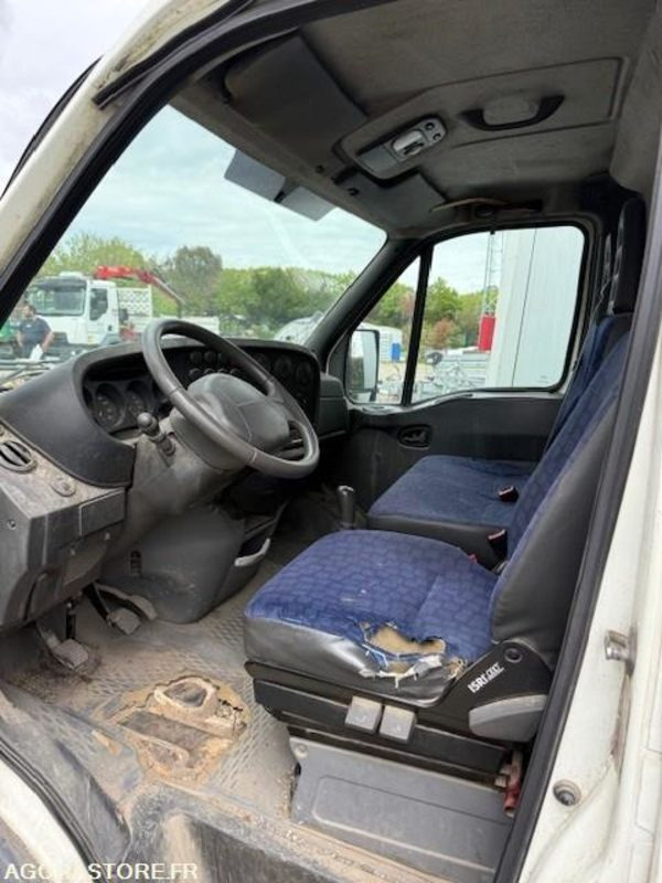 IVECO DAILY - 2003 - 173808KMS - Kassebil: bilde 2 IVECO DAILY - 2003 - 173808KMS - Kassebil: bilde 2