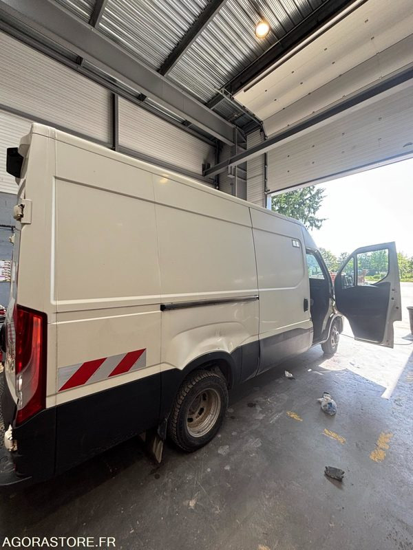 IVECO Daily 35C13 -  2015 / 277922 KM (GTM17063) - Kassebil: bilde 4 IVECO Daily 35C13 -  2015 / 277922 KM (GTM17063) - Kassebil: bilde 4