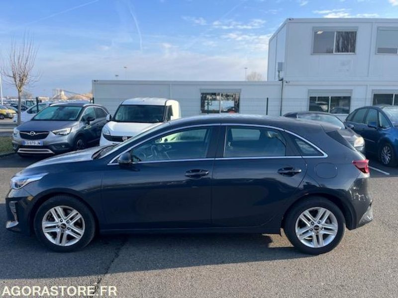 KIA CEED 1.6 CRDI 136 cv hybride diesel - 2021 - 83 800 km - Personenbil: bilde 1 KIA CEED 1.6 CRDI 136 cv hybride diesel - 2021 - 83 800 km - Personenbil: bilde 1